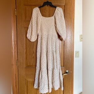Chic Cream Floral Long Sleeve Dress